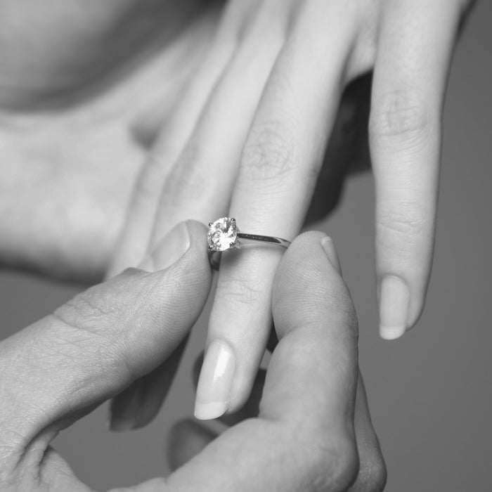 Choosing your Engagement Ring: Part 1 Diamond Shape