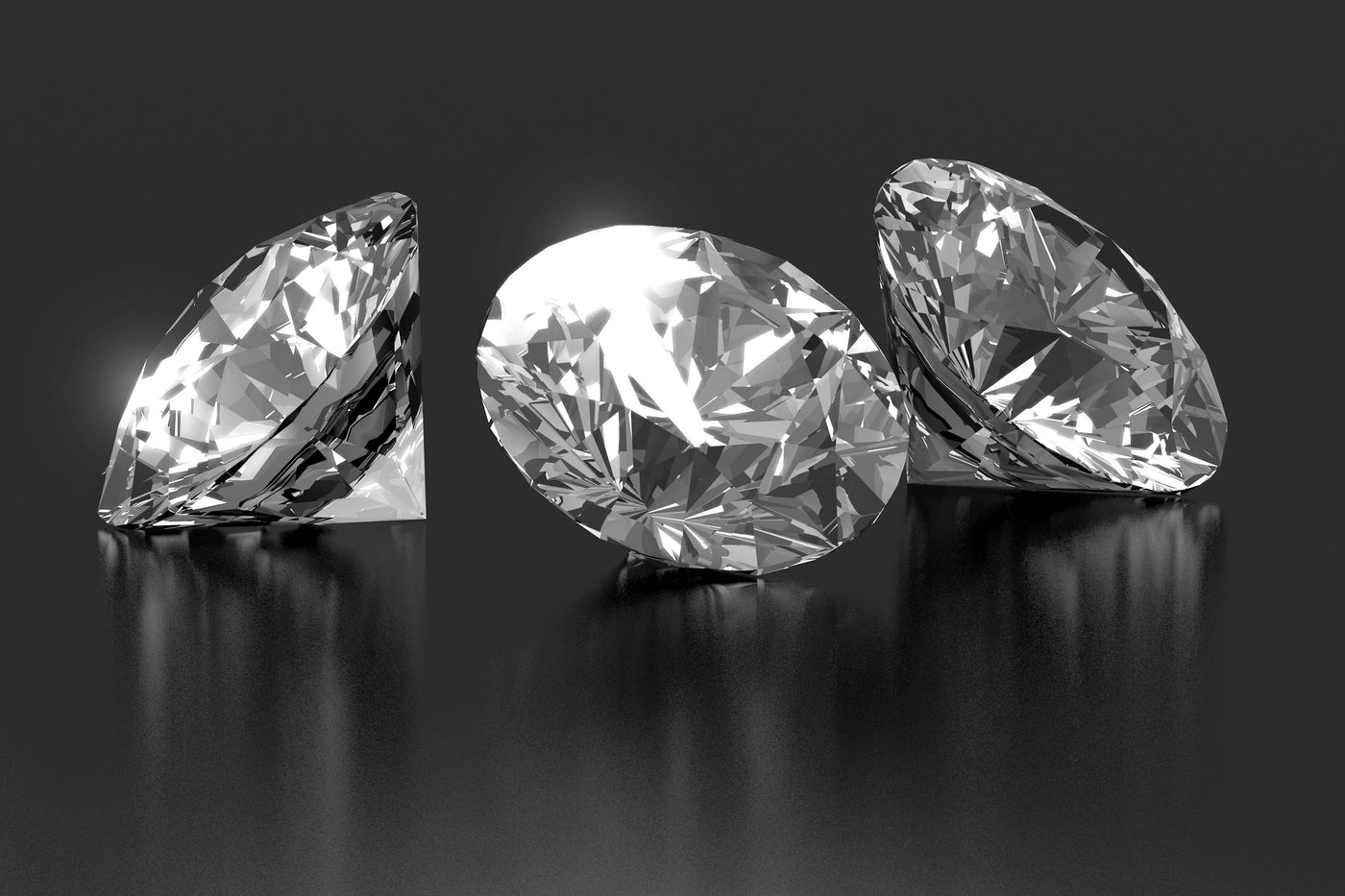 Lab-Grown Diamonds vs Mined Diamonds: Everything You Need to Know