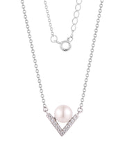 Casablanca Pearl V Necklace