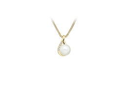 Casablanca Yellow Gold & Pearl Necklace
