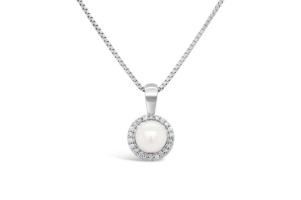 .10CT Diamond & Pearl Pendant