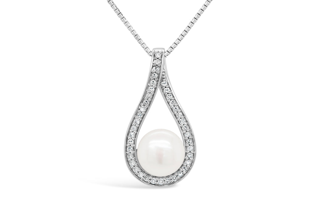 .20CT Diamond & Pearl Pendant